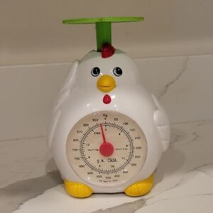 Chicken-Shaped Bird Scale - White, Green, Red, Yellow